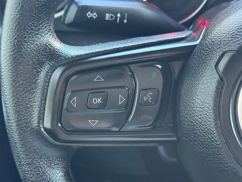 Used 2022 Jeep Wrangler Sport image 14