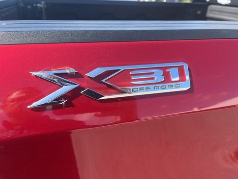 Used 2021 GMC Sierra 1500 Elevation w/ Preferred Package image 13