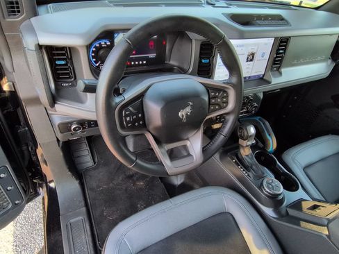 Used 2024 Ford Bronco Black Diamond AWD/4WD image 16