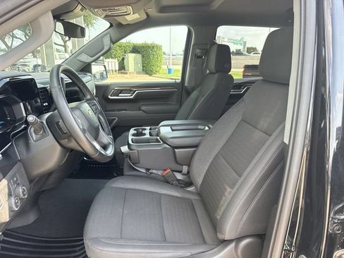 Certified 2026 Chevrolet Silverado 1500 LT RWD image 25