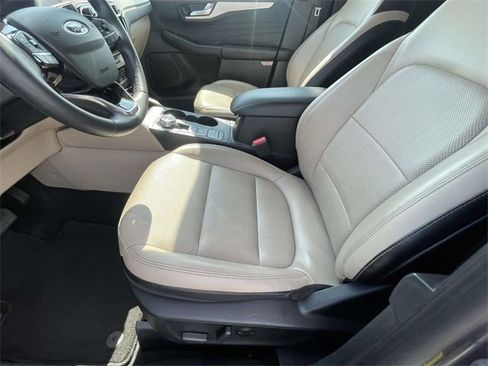 Used 2022 Ford Escape SEL image 13