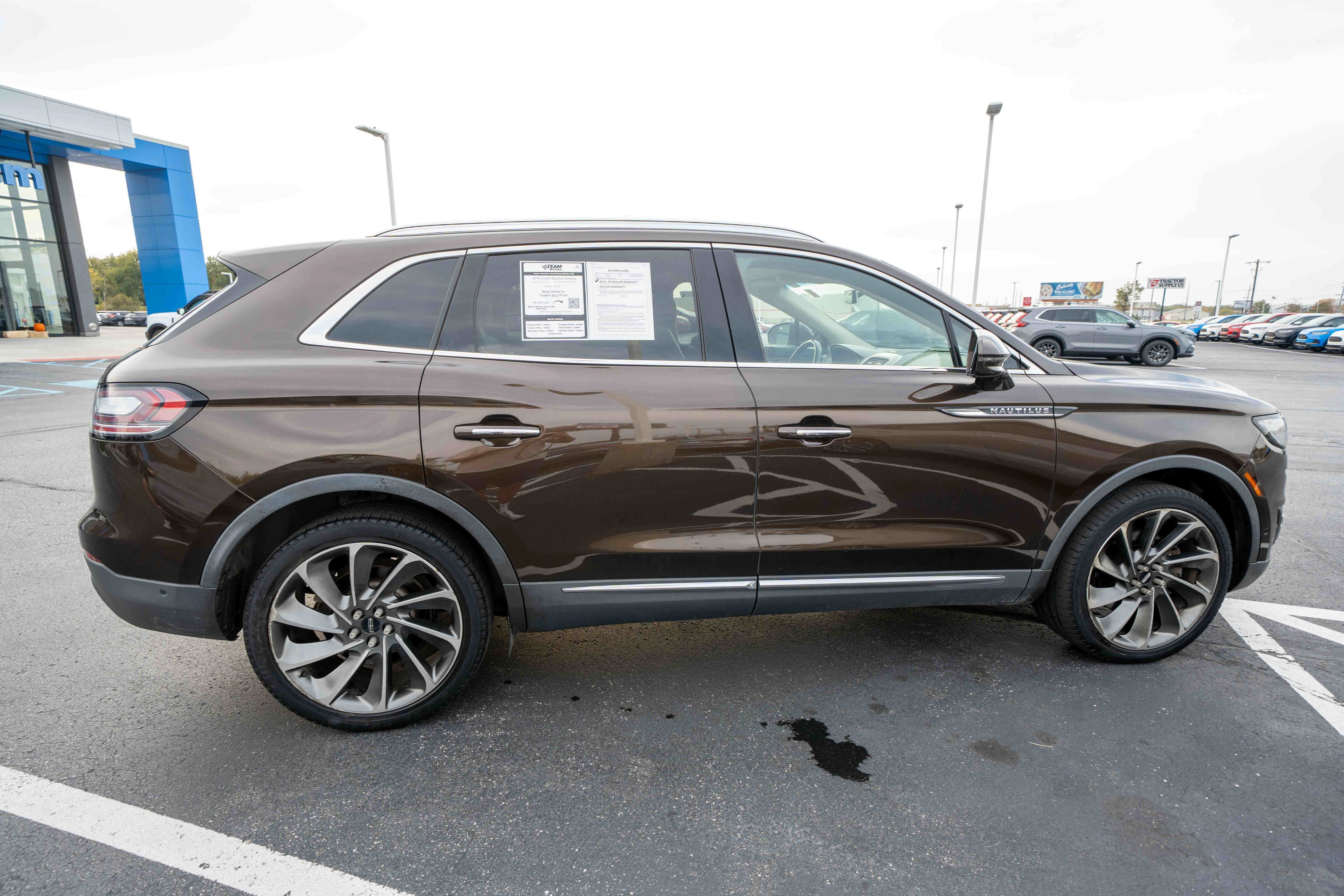 Used 2019 Lincoln Nautilus Reserve AWD/4WD image 6