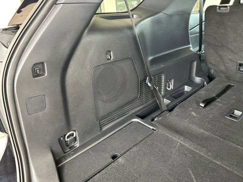 Used 2025 Ford Explorer ST-Line image 36