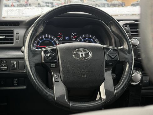 Used 2018 Toyota 4Runner TRD Off-Road Premium image 16