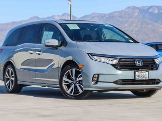 Certified 2024 Honda Odyssey Touring video 2