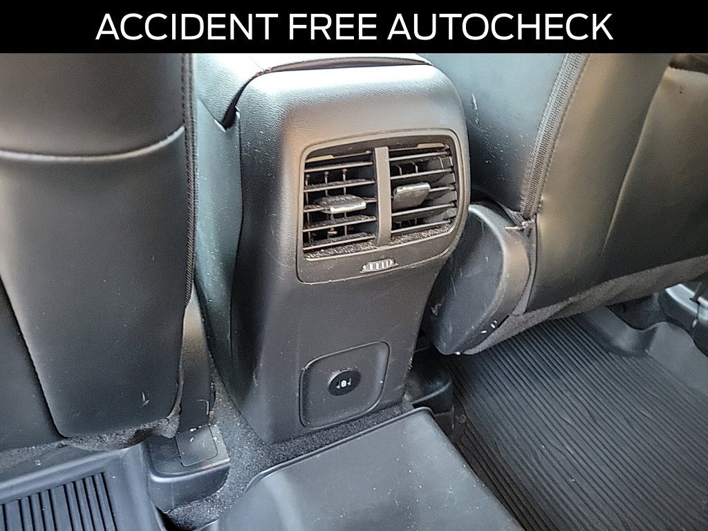 Used 2024 Ford Escape ST-Line w/ Tech Pack #1 AWD/4WD image 11