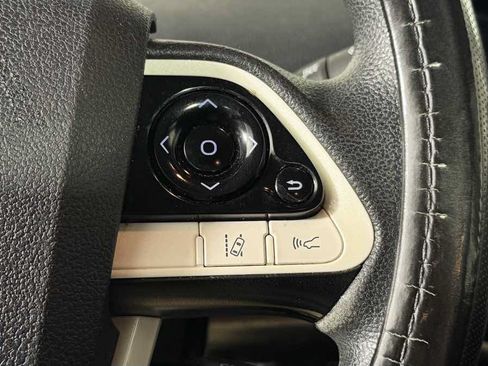 Used 2017 Toyota Prius Two FWD image 15