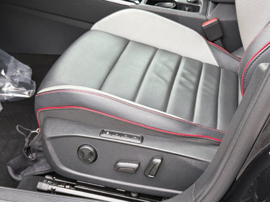 Used 2023 Volkswagen GTI Autobahn FWD image 19