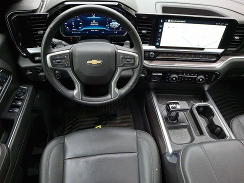 Used 2024 Chevrolet Silverado 1500 LTZ w/ LTZ Premium Package AWD/4WD image 11