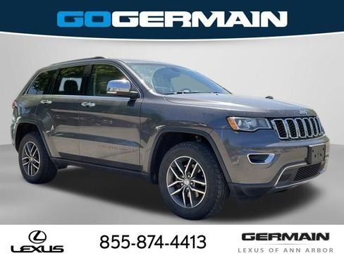 Used 2018 Jeep Grand Cherokee Limited AWD/4WD image 10
