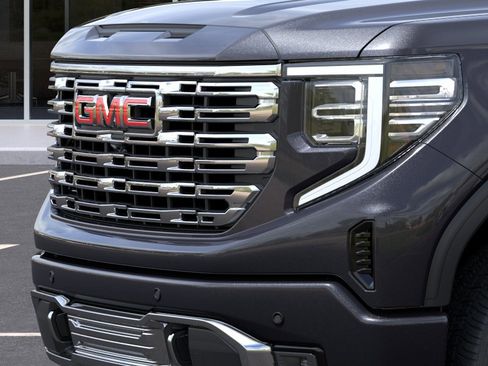 New 2026 GMC Sierra 1500 Denali w/ Denali Reserve Package AWD/4WD image 37