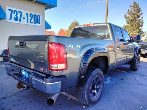 Used 2011 GMC Sierra 3500 SLT image 8