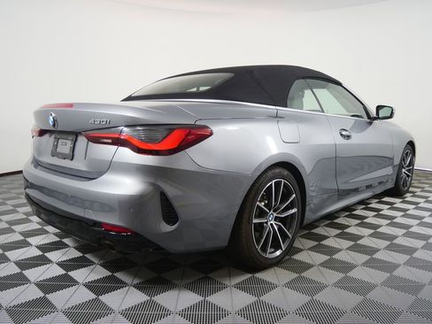 Certified 2025 BMW 430i Convertible RWD image 3
