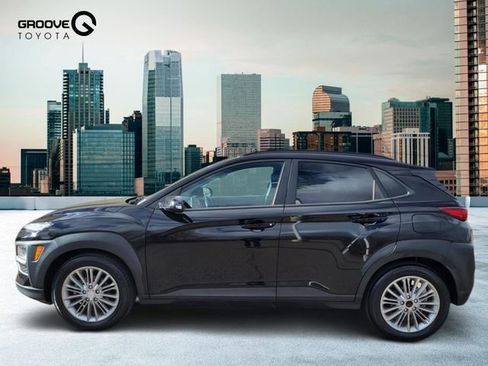 Used 2020 Hyundai Kona SEL Plus w/ Cargo Package image 2