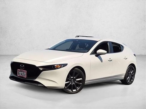 Used 2023 MAZDA MAZDA3 s FWD image 1