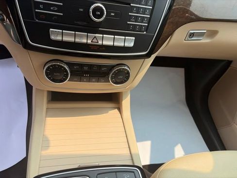 Used 2017 Mercedes-Benz GLE 350 4MATIC image 18