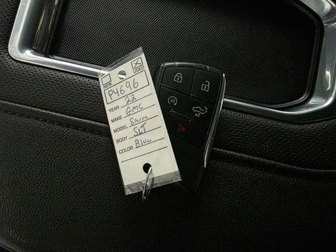 Certified 2022 GMC Sierra 1500 SLT w/ SLT Convenience Package image 23