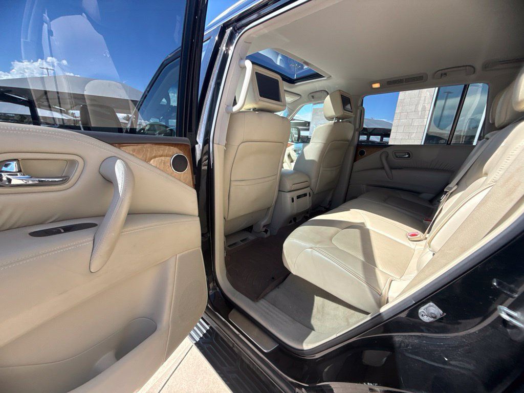 Used 2014 INFINITI QX80 4WD w/ Theater Package image 26