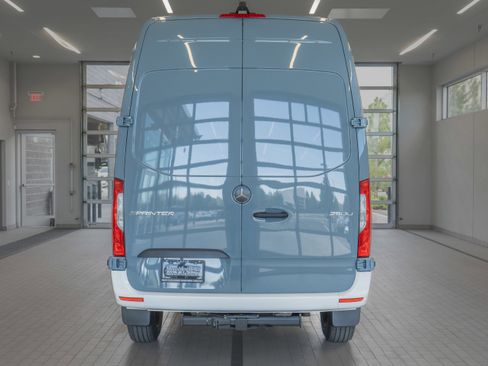 Certified 2025 Mercedes-Benz Sprinter 2500 image 13
