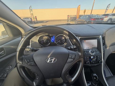 Used 2013 Hyundai Sonata Limited image 13