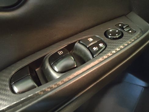 Used 2024 Nissan Sentra SV FWD image 27