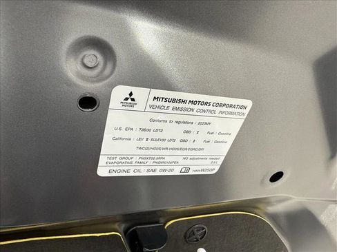 Used 2023 Mitsubishi Outlander SE image 22