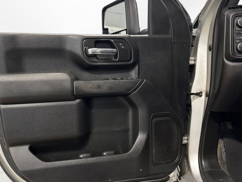 Used 2023 Chevrolet Silverado 2500 Custom w/ Custom Value Package image 15