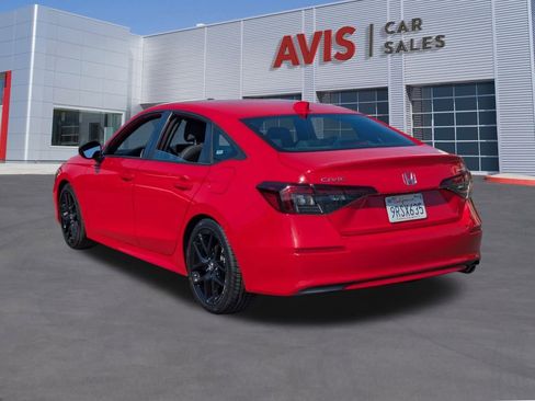 Used 2025 Honda Civic Sport image 9