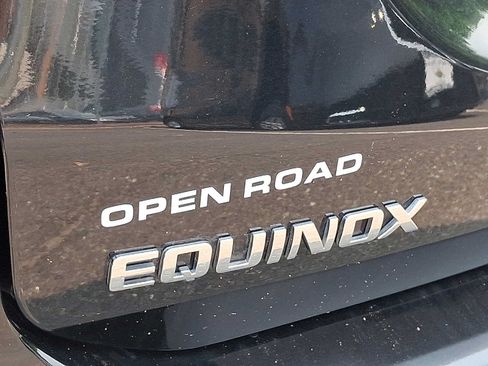Used 2023 Chevrolet Equinox LT AWD/4WD image 30