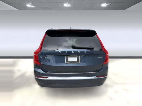 Used 2024 Volvo XC90 B6 Plus w/ Protection Package Premier AWD/4WD image 10