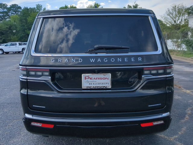 Used 2023 Jeep Grand Wagoneer Series II w/ Flexible Seating Group AWD/4WD image 5