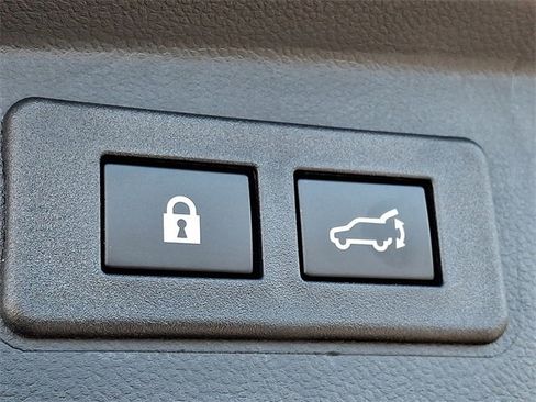 Used 2025 Subaru Outback Limited image 33