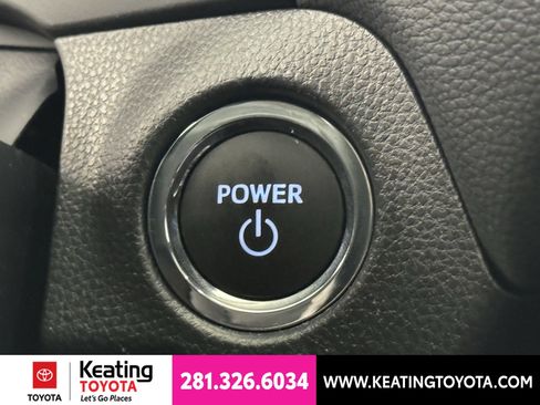 Used 2025 Toyota RAV4 SE w/ Convenience Package AWD/4WD image 30