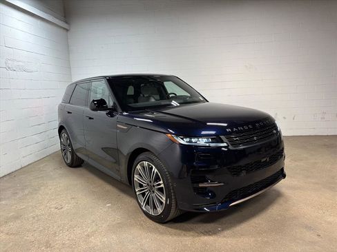 New 2026 Land Rover Range Rover Sport Dynamic SE AWD/4WD image 4