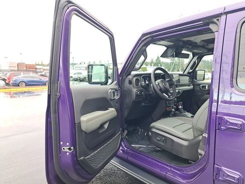 New 2026 Jeep Gladiator Mojave image 10