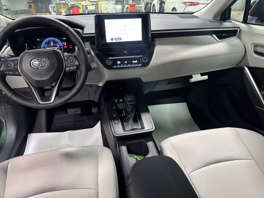 New 2026 Toyota Corolla Cross LE w/ Moonroof Package AWD/4WD image 28