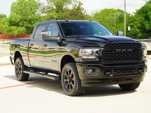 Used 2024 RAM 2500 Big Horn w/ Night Edition image 6