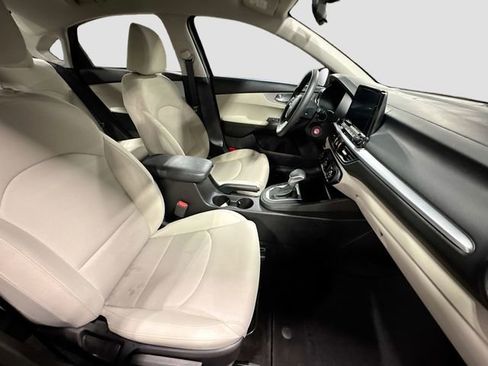 Used 2023 Kia Forte LXS w/ LXS Technology Package image 26