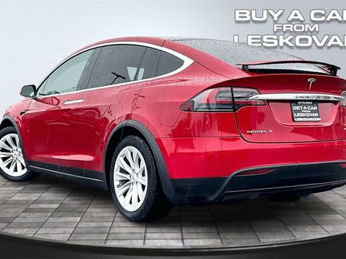 Used 2017 Tesla Model X 75D image 2