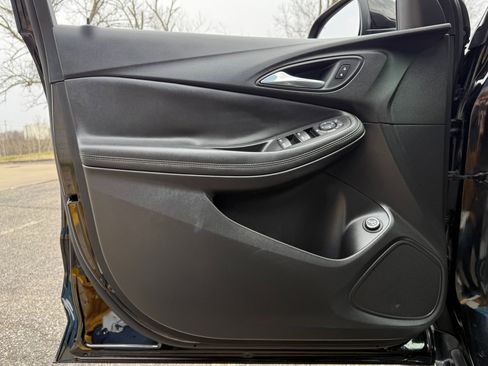 Used 2021 Buick Encore GX Select w/ Sport Touring Package image 13