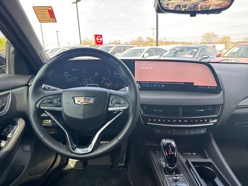 Used 2025 Cadillac CT5 Sport w/ Technology Package image 24
