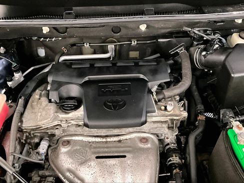 Used 2014 Toyota RAV4 LE image 30