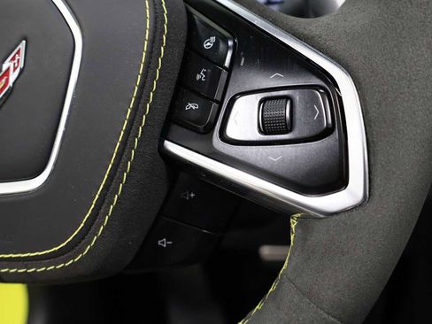 Used 2023 Chevrolet Corvette Stingray Premium Conv w/ Z51 Performance Package RWD image 24