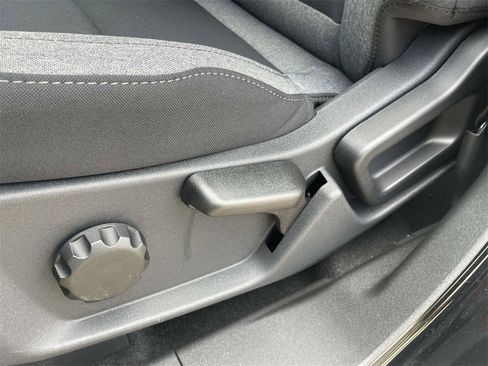 New 2025 Ford Bronco Base image 14