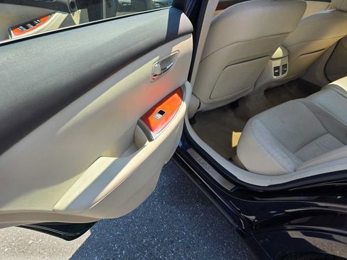Used 2010 Lexus ES 350 FWD image 15