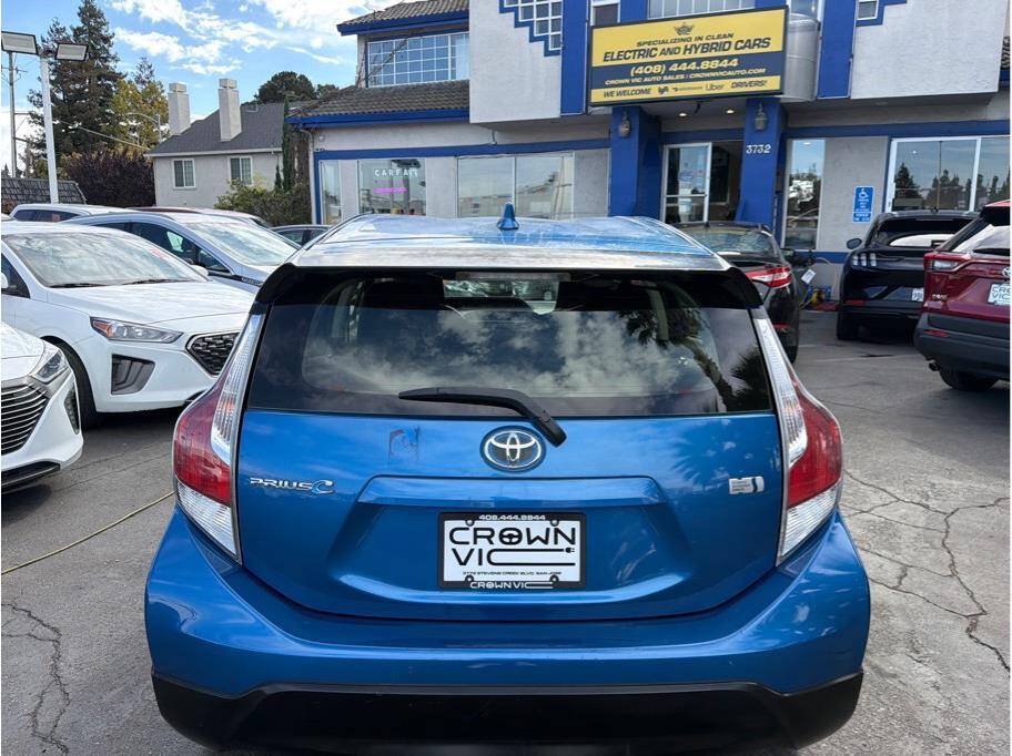 Used 2017 Toyota Prius C One FWD image 29