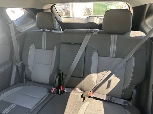 Used 2025 Chevrolet Blazer LT FWD image 20