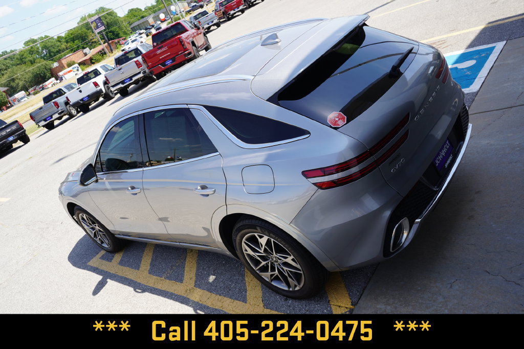 Used 2023 Genesis GV70 2.5T w/ Select Package AWD/4WD image 12