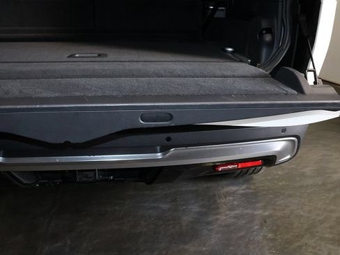 Used 2024 Rivian R1S Adventure Dual AWD/4WD image 32