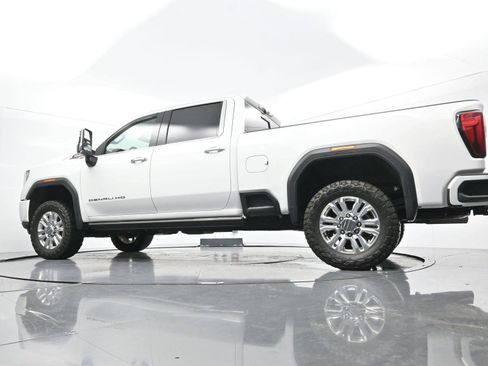 Used 2022 GMC Sierra 2500 Denali w/ Denali Ultimate Package AWD/4WD image 49